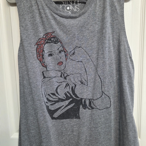 Tops - Gray Graphic Muscle Tee